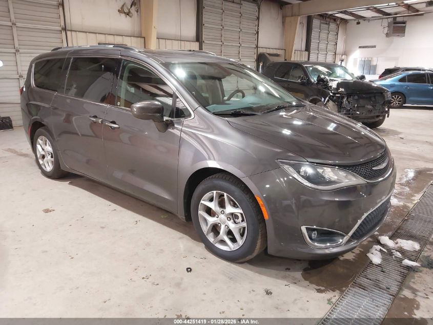 2018 Chrysler Pacifica Touring Plus