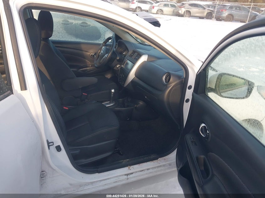 2019 Nissan Versa 1.6 Sv