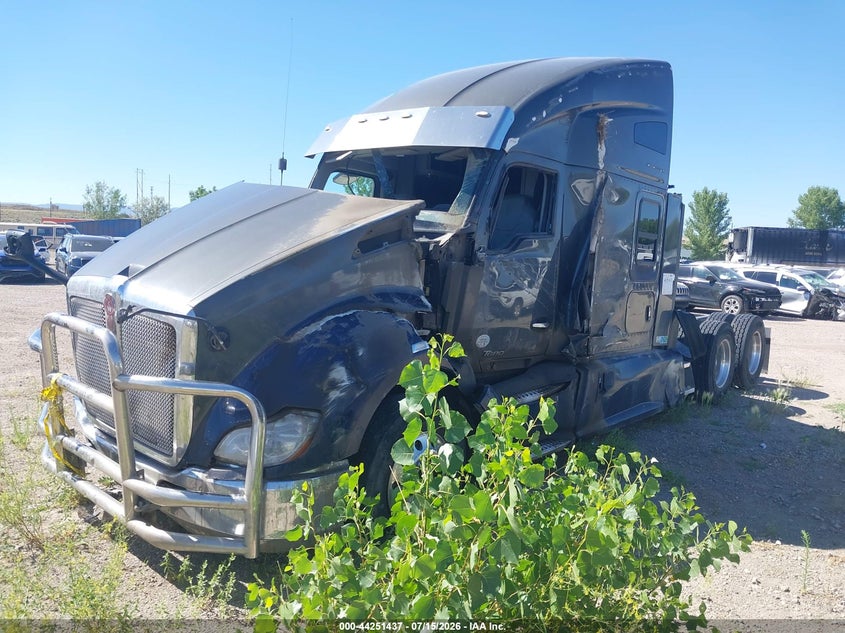 2020 KENWORTH CONSTRUCTION auction photo 2