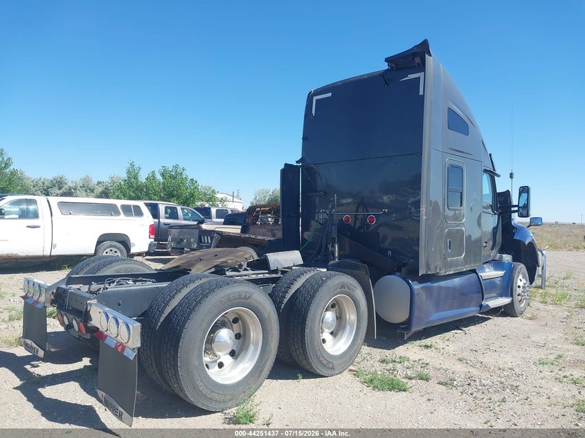 2020 KENWORTH CONSTRUCTION auction photo 4