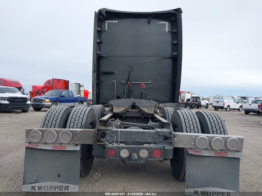 2020 KENWORTH CONSTRUCTION auction photo 8