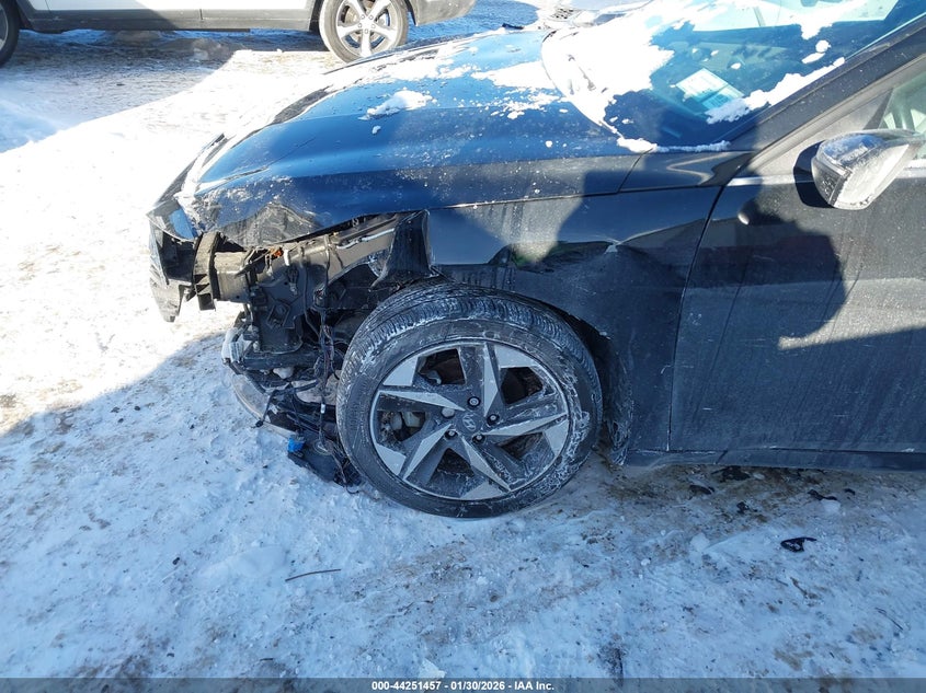 VIN 5NPLP4AG2NH075983 2022 HYUNDAI ELANTRA LIMITED
