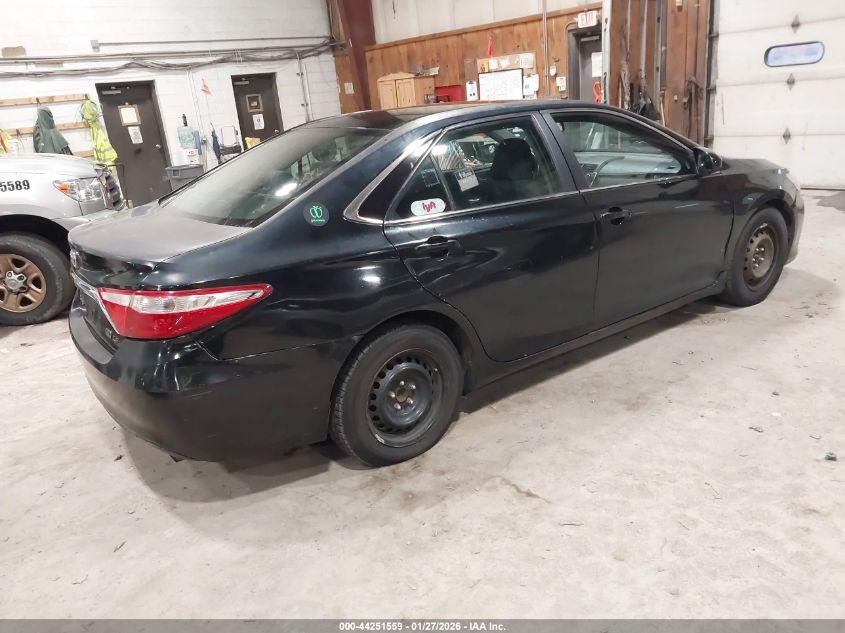 2015 Toyota Camry Hybrid Le
