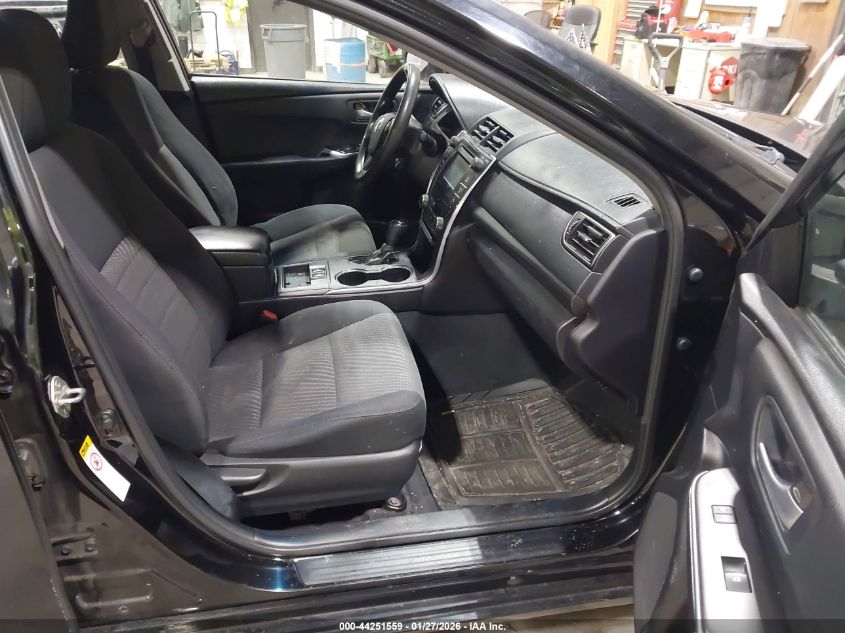 2015 Toyota Camry Hybrid Le