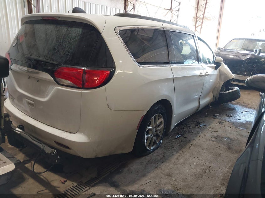 2021 Chrysler Voyager Lxi
