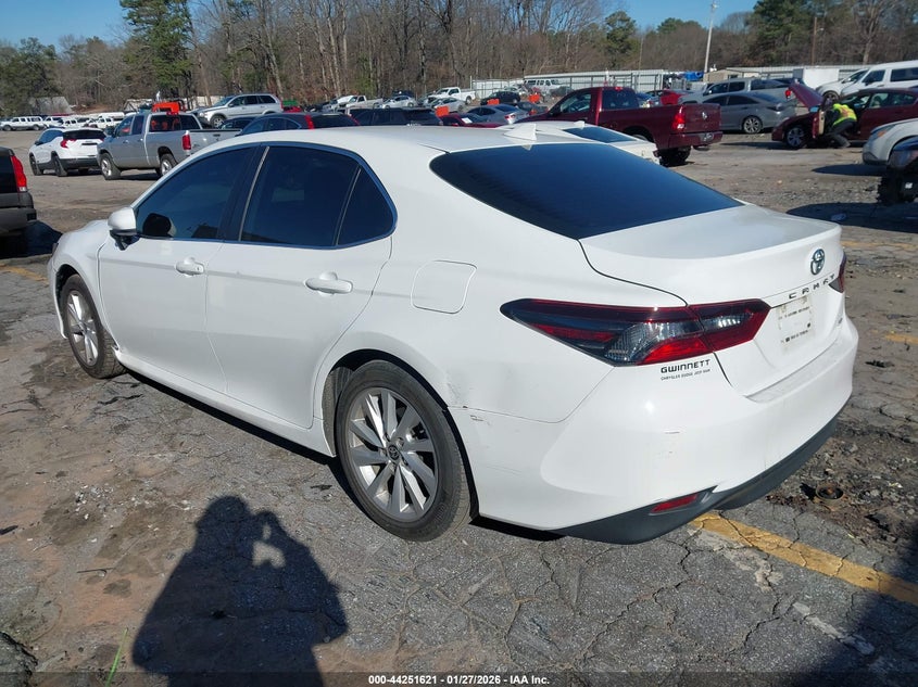 2021 Toyota Camry Le