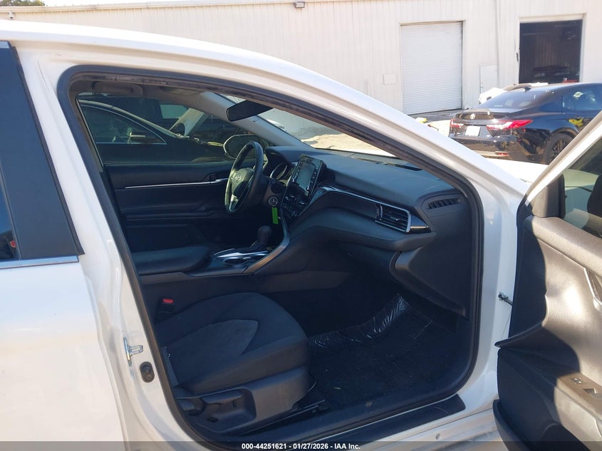 2021 Toyota Camry Le