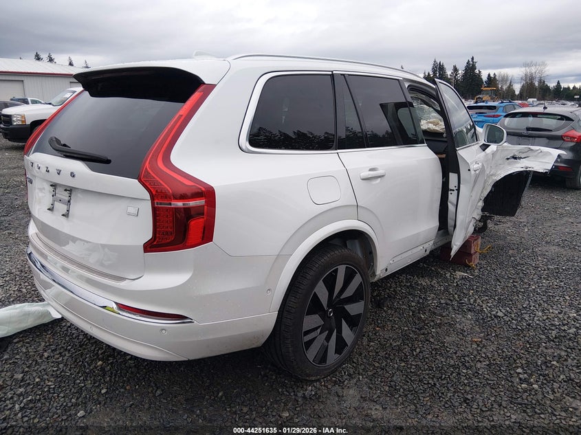 2024 Volvo Xc90 Recharge Plug-In Hybrid T8 Plus 6-Seater