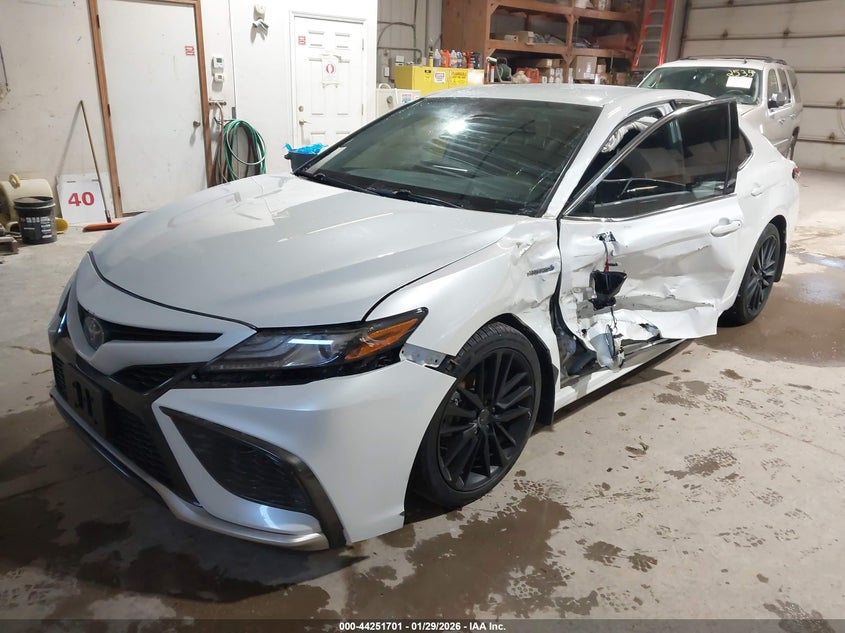 2021 Toyota Camry Xse Hybrid