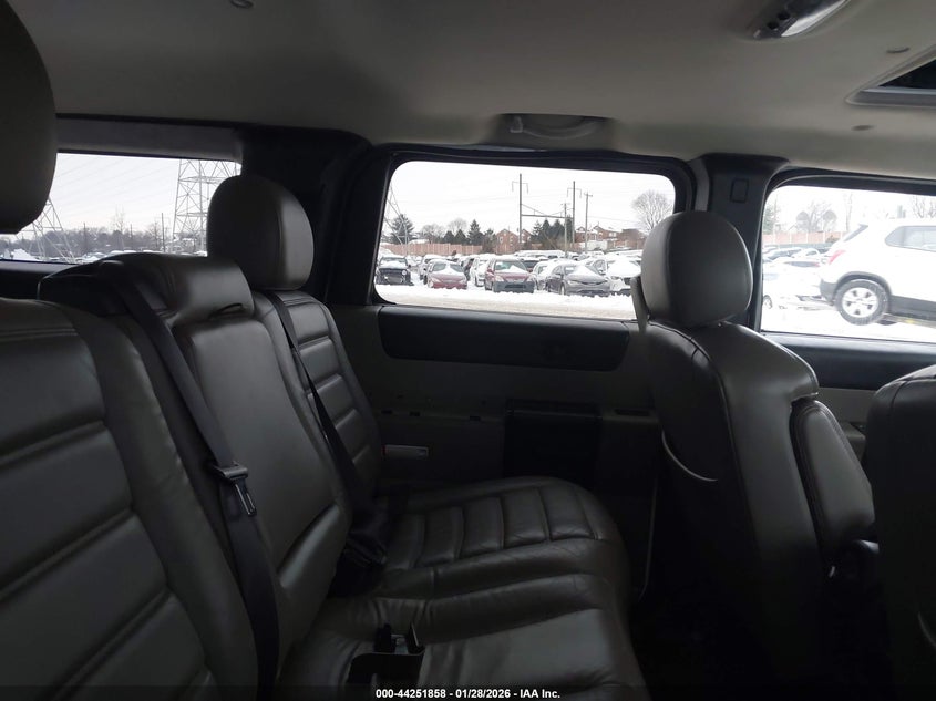 2005 HUMMER H2 SUV auction photo 8