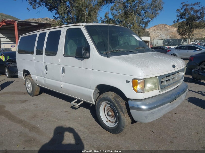 2002 Ford E-350 Super Duty Xl/Xlt