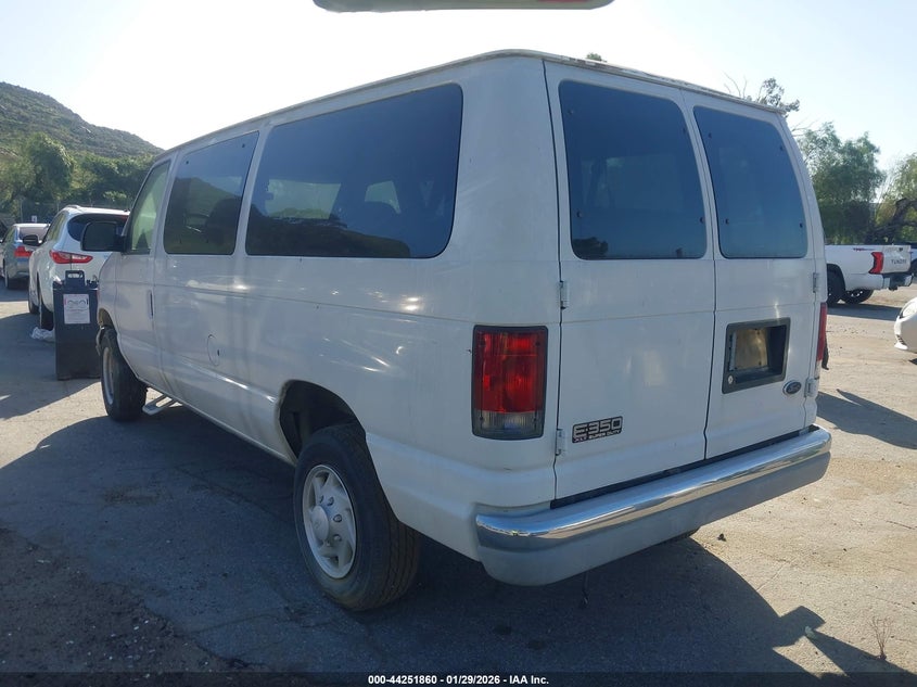 2002 Ford E-350 Super Duty Xl/Xlt