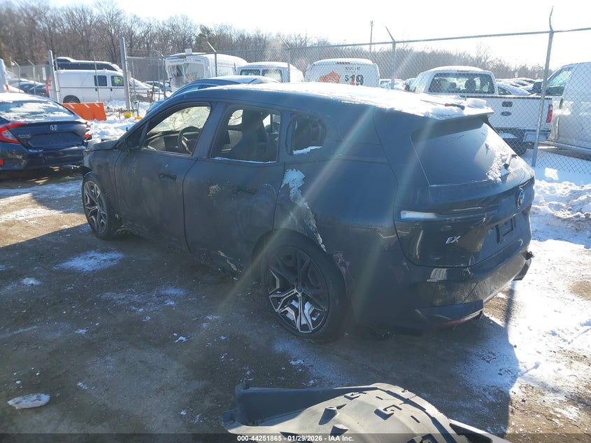 Vin: wb523cf01rcp11318, lot: 44748038, bmw ix xdrive50 20243