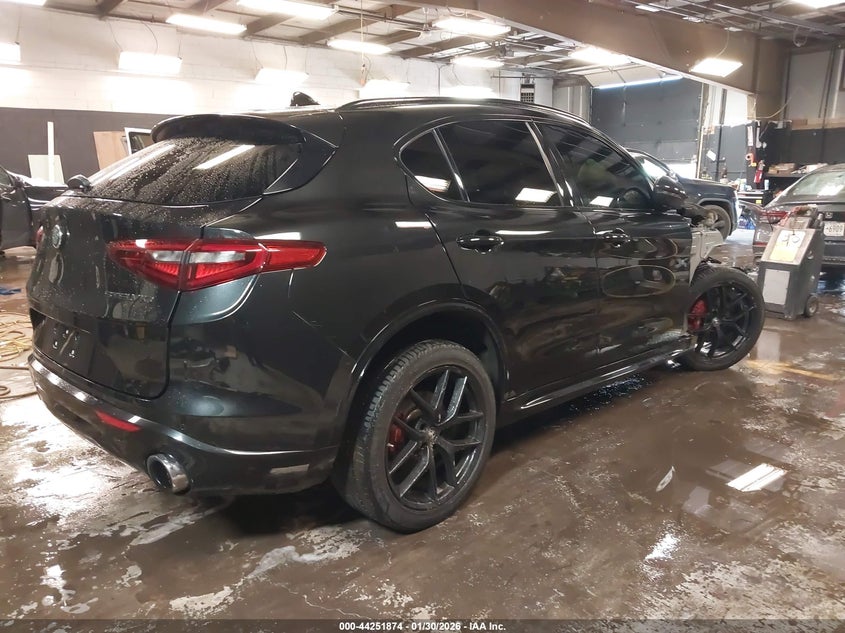 2021 Alfa Romeo Stelvio Ti Awd