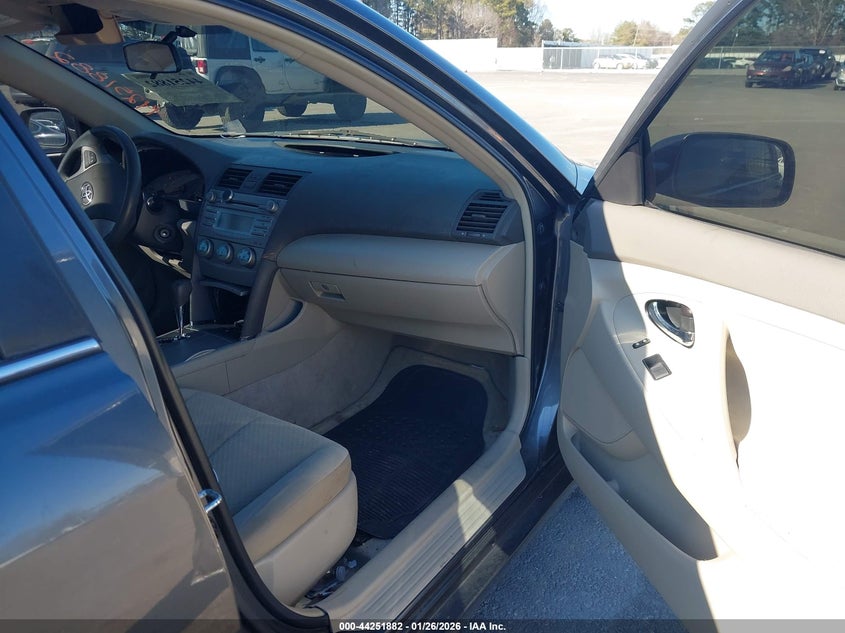 2007 Toyota Camry Le