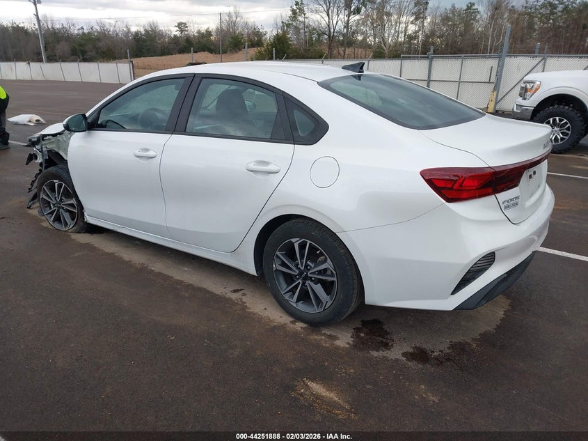2023 Kia Forte Lxs
