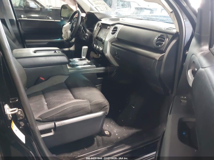 2017 Toyota Tundra Sr5 5.7L V8