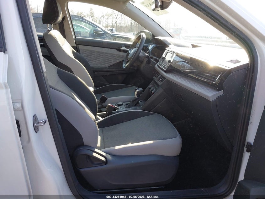 2024 Volkswagen Taos S