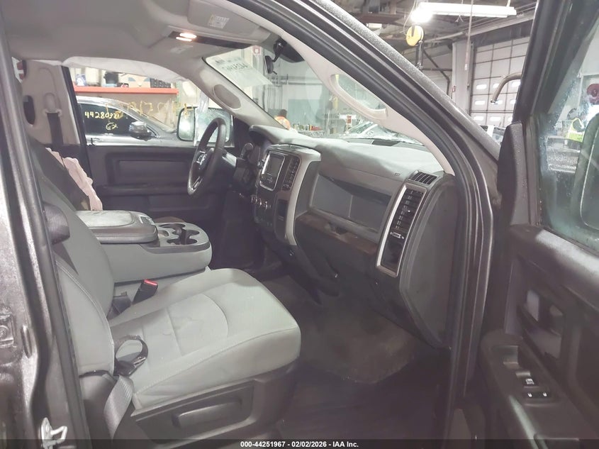 2018 Ram 2500 Tradesman 4X4 6'4 Box