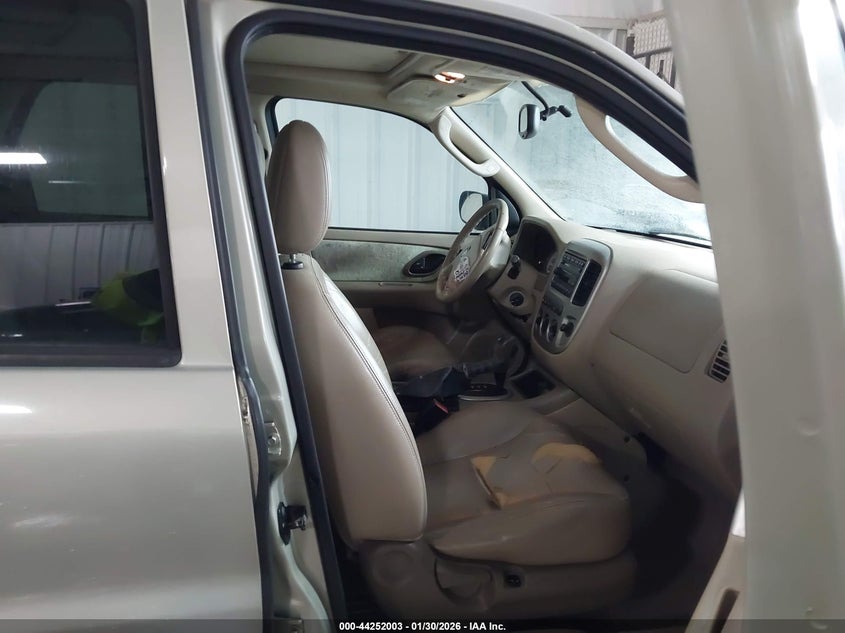 2005 Ford Escape Limited