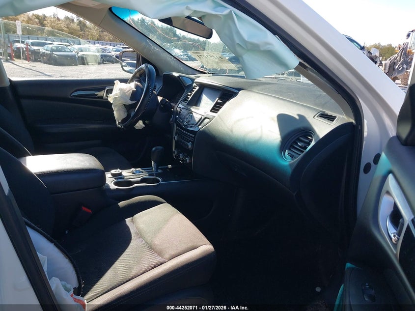 2020 Nissan Pathfinder S 4Wd