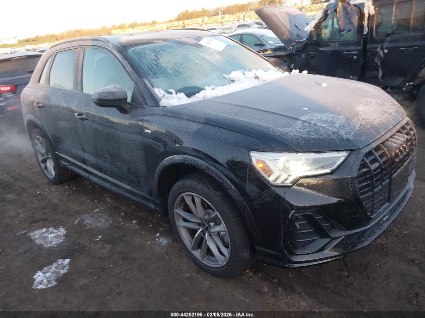 WA1EECF3XN1147108 AUDI Q3 Photo 1