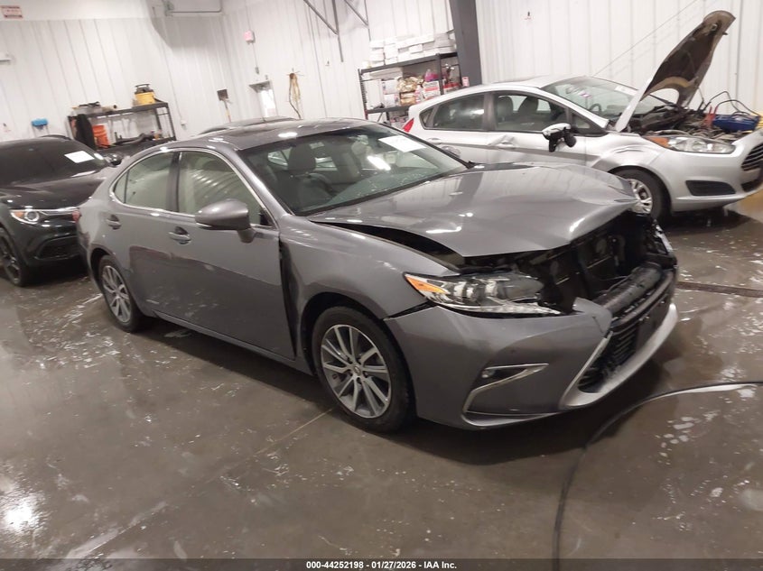 2016 Lexus Es 300H