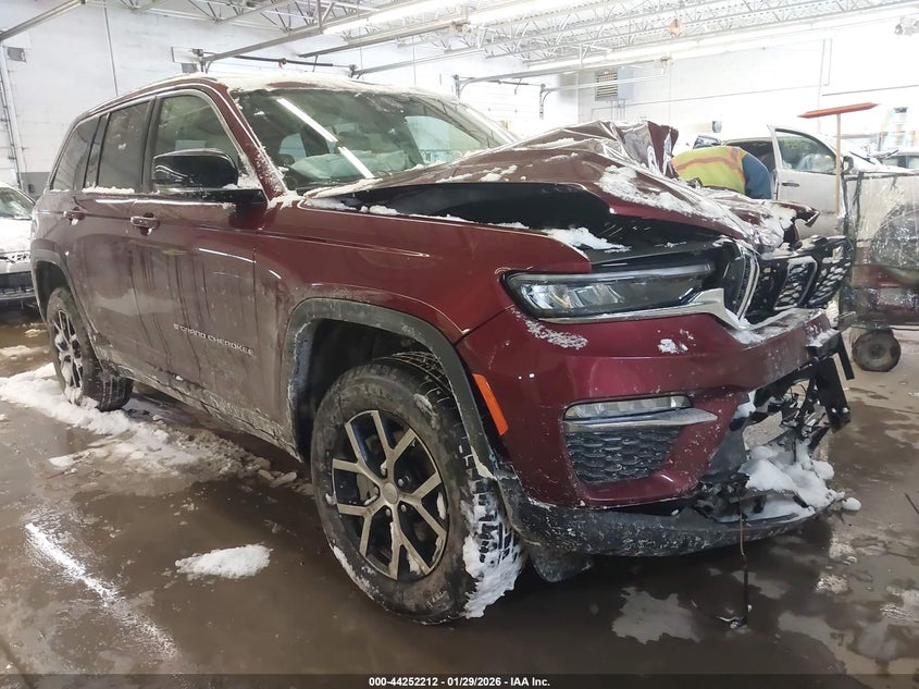 2025 JEEP GRAND CHEROKEE  (VIN: 1C4RJHBG6SC339876)