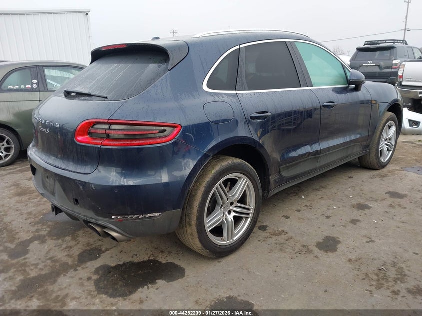 2015 Porsche Macan S