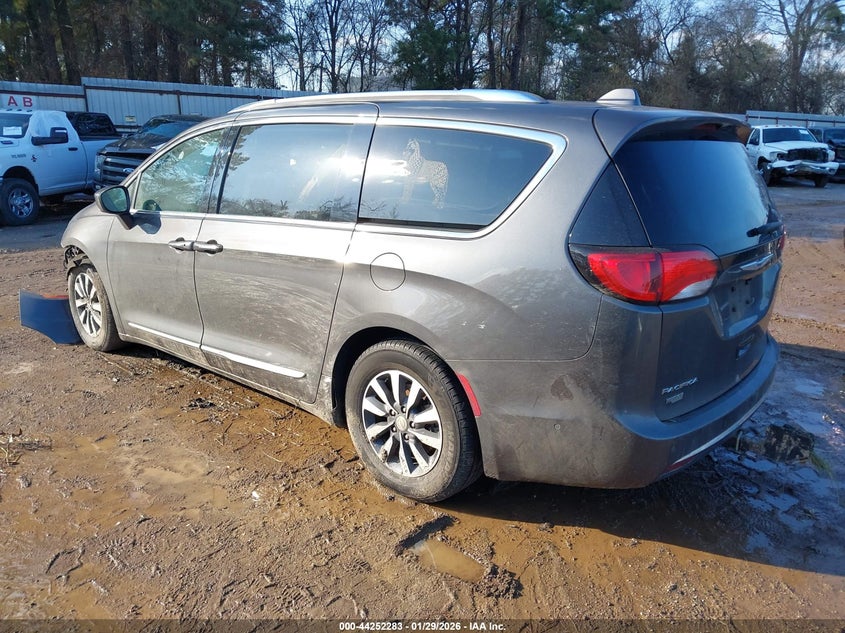 2020 Chrysler Pacifica Touring L Plus