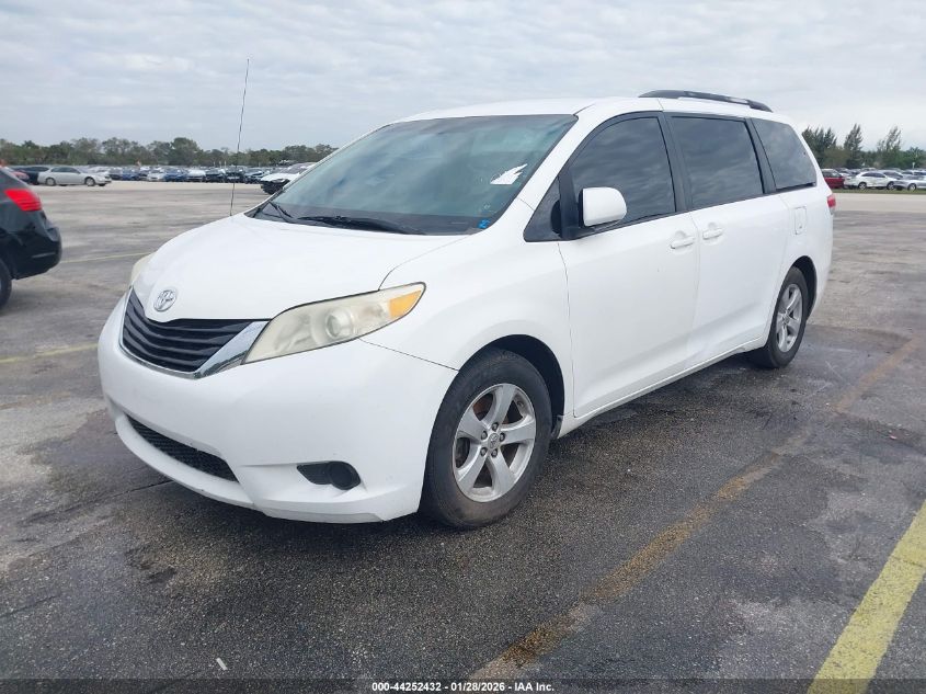2011 Toyota Sienna Le V6