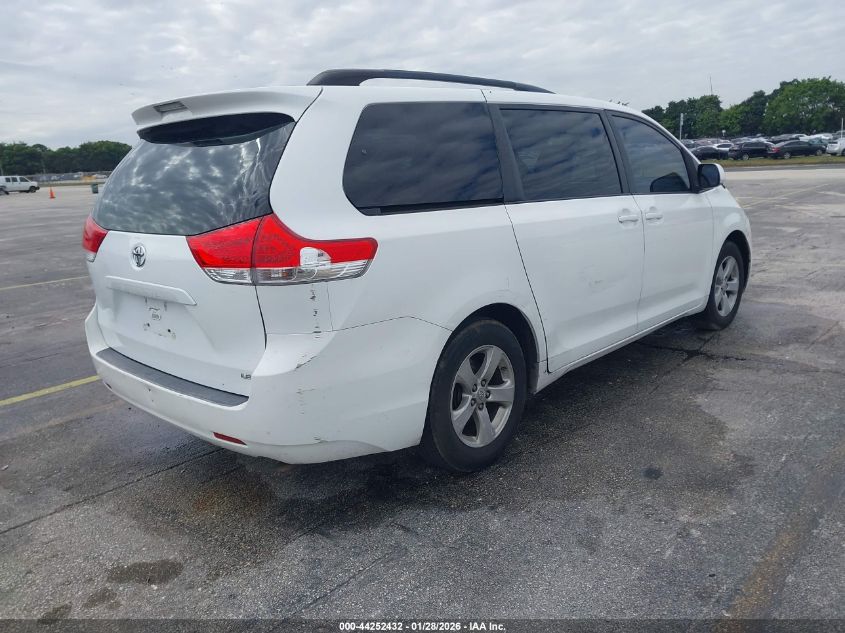 2011 Toyota Sienna Le V6