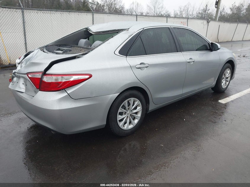 2015 Toyota Camry Le