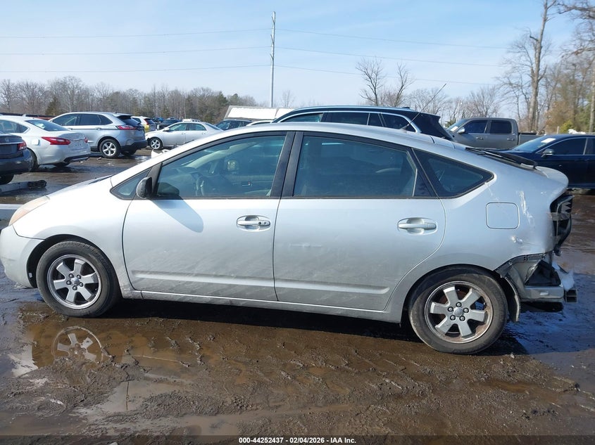 2004 Toyota Prius VIN: JTDKB20U740023606 Lot: 44252437