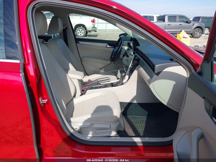 2020 VOLKSWAGEN PASSAT VIN: 1VWWA7A3XLC011516