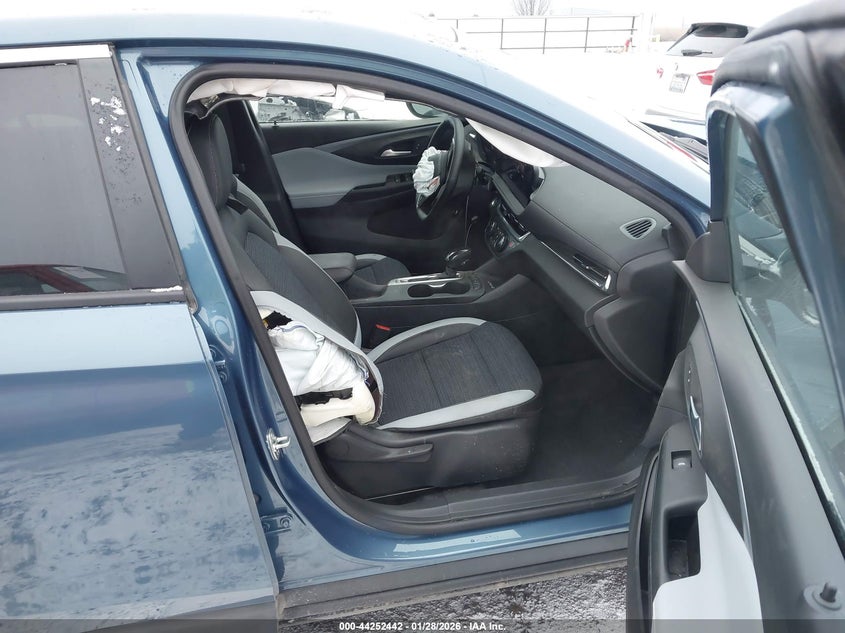 2025 Buick Envista Preferred Fwd