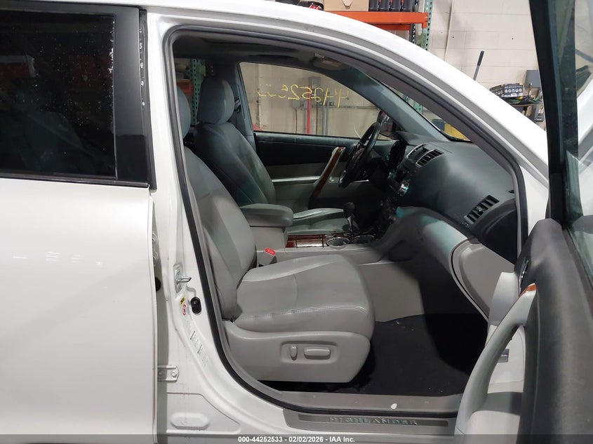 2012 Toyota Highlander Limited V6