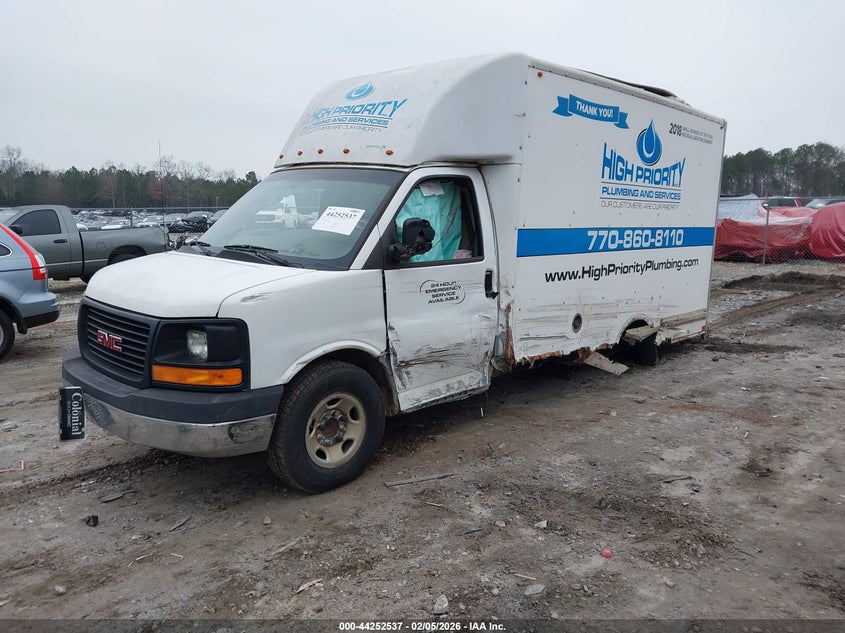 2017 GMC Savana Cutaway Work Van