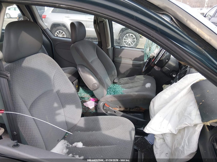 2005 Dodge Caravan Se