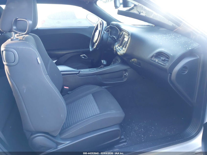 2023 Dodge Challenger Sxt