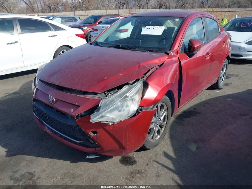 VIN 3MYDLBYV9KY520843 2019 TOYOTA YARIS LE