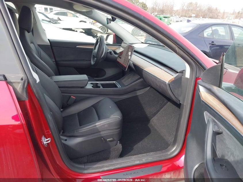 2024 Tesla Model Y Performance Dual Motor All-Wheel Drive