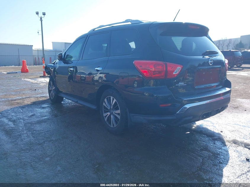 2017 Nissan Pathfinder Sl