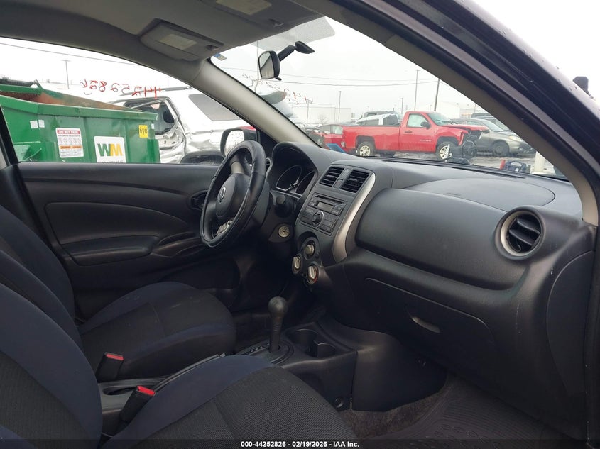 2012 Nissan Versa 1.6 Sv
