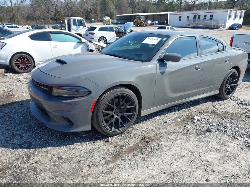 Vin: 2c3cdxhg4jh220996, lot: 44749054, dodge charger sxt plus rwd 20182