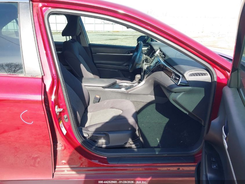 2018 Toyota Camry Le