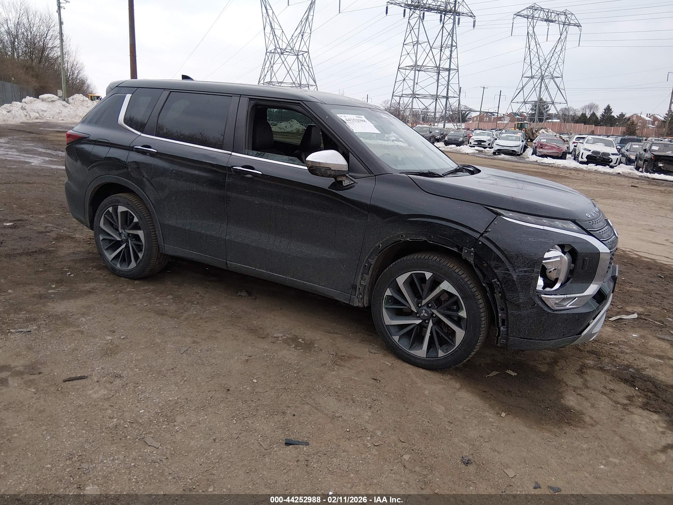 2022 Mitsubishi Outlander Black Edition S-Awc/Se 2.5 S-Awc/Se Launch Edition S-Awc