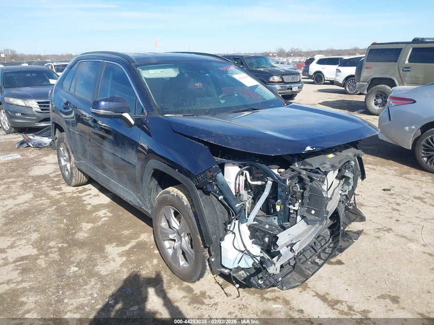 2025 Toyota Rav4 Xle