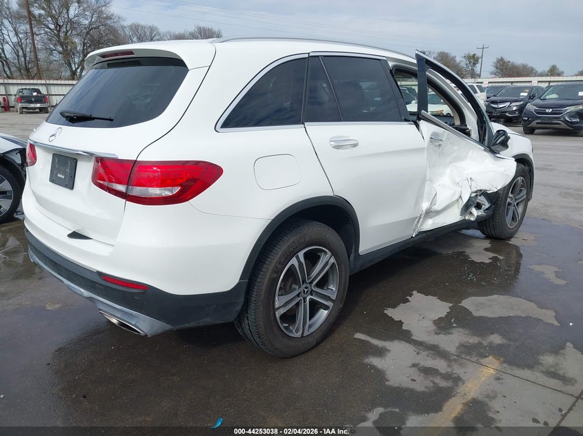 VIN WDC0G4JB7KV172805 2019 MERCEDES-BENZ GLC 300
