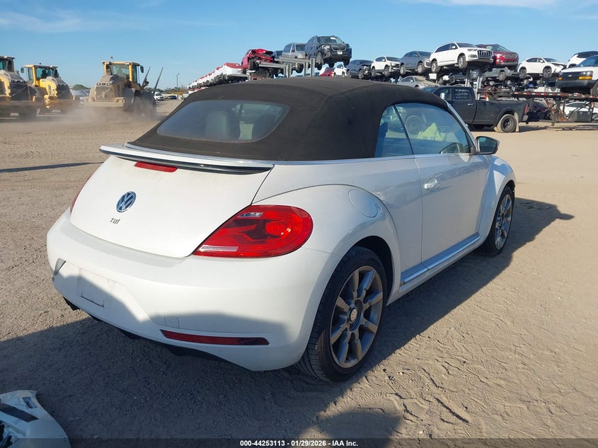2014 Volkswagen Beetle 2.0L Tdi